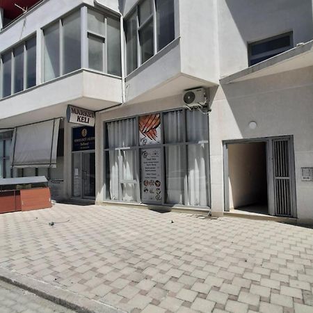 Saimir Apartaments Vlorë Exteriör bild