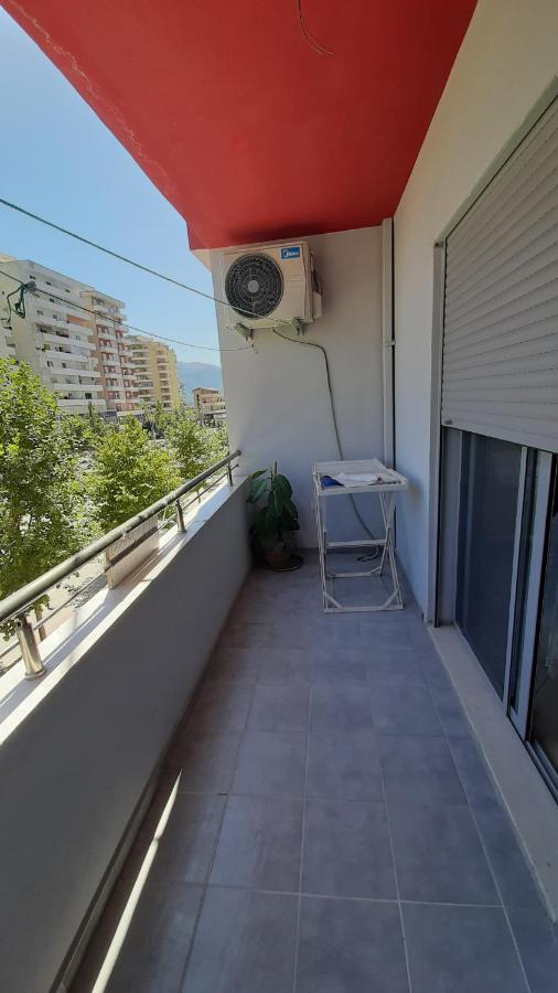 Saimir Apartaments Vlorë Exteriör bild