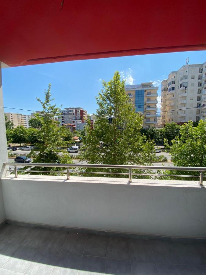 Saimir Apartaments Vlorë Exteriör bild