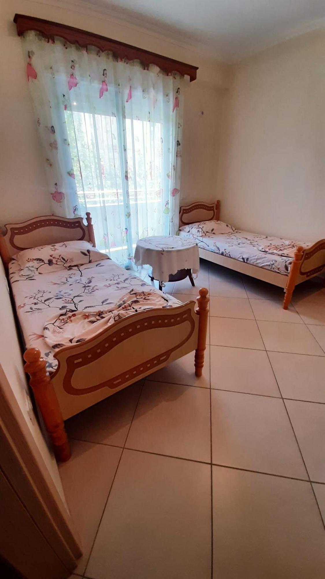 Saimir Apartaments Vlorë Exteriör bild